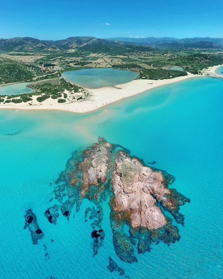 chialaguna's tweet photo. Tradition has it that there was an octopus living in the waters of Su Giudeu, on the south-west coast, between a pair of rocks. If that were true, could you really blame him for that? 😍

Credits IG: Ig: mimmomandrone https://t.co/pLz6SJBwrz