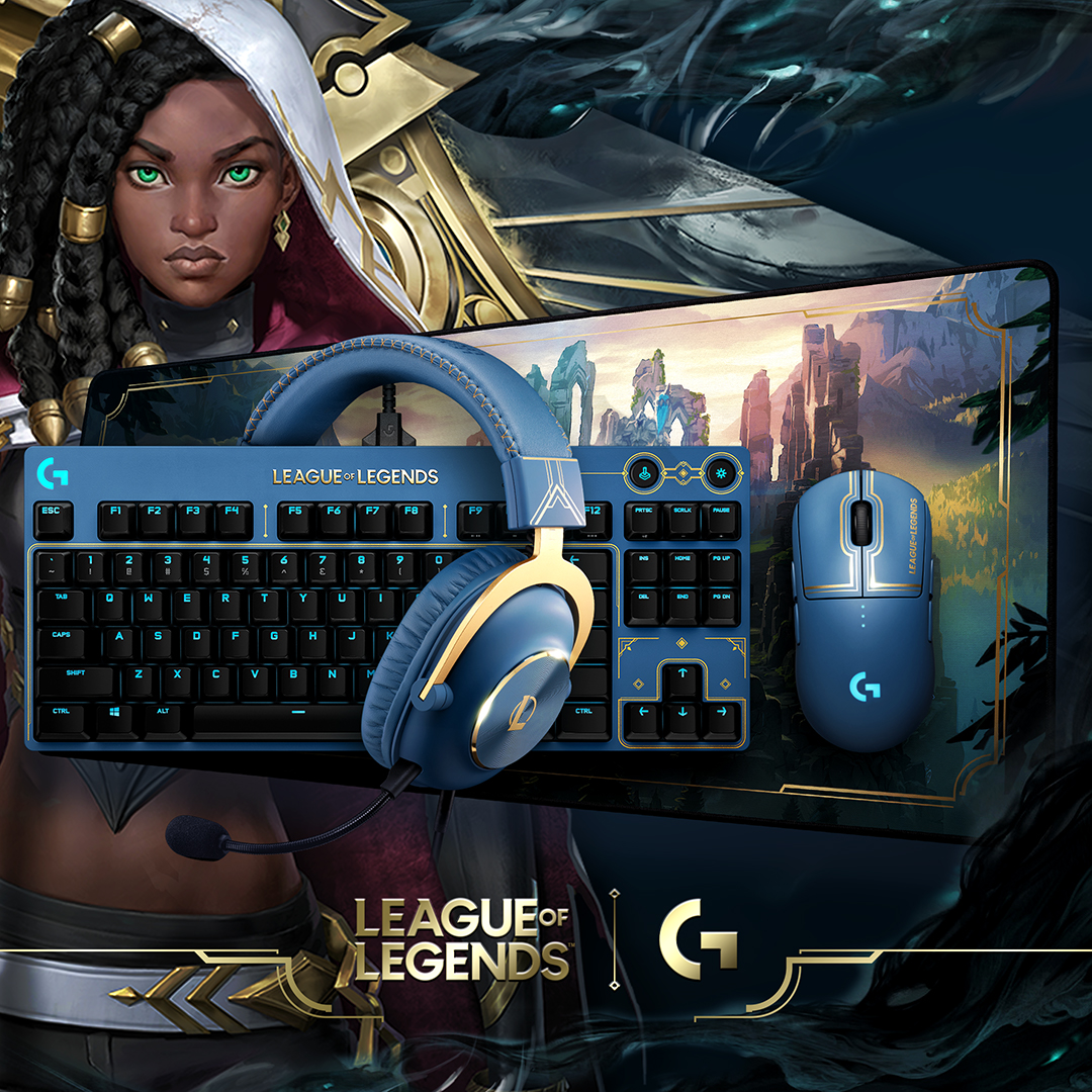 LogitechGDE's tweet photo. Werde zur Legende in der Kluft mit der neuen Logitech G League of Legends Collection!

Schau dir die PRO Wireless Maus, das PRO X Headset, unser PRO Keyboard und das G840 Mousepad im technischen Hextech-Design an.

Jetzt entdecken: https://t.co/7VOhvYMB2Z https://t.co/u8Vv6oJtcB