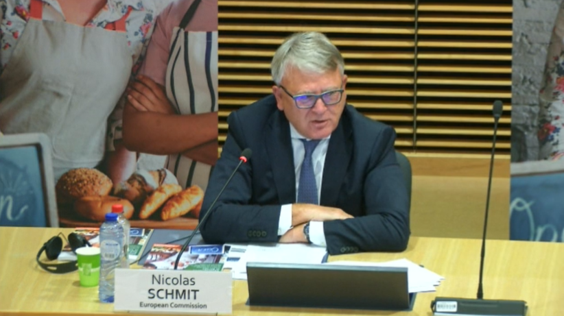EU_Social's tweet photo. 5 takeaways of Commissioner @NicolasSchmitEU from the 2021 #ESDE report:

1⃣ importance of #skills
2⃣ the need to ensure quality #jobs
3⃣ significant labour market impacts on #youth
4⃣ #equality dimension in all EU policies
5⃣ involvement of #SocialPartners is key

#ESDE2021 https://t.co/cxnxCVhWzc