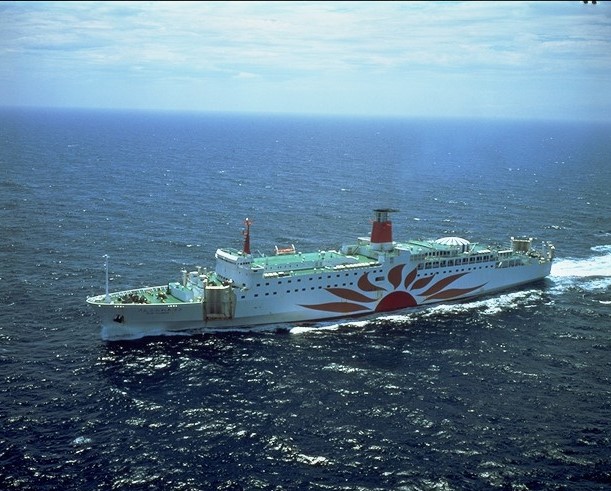 さんふらわあ5、さんふらわあ8】 後に弊社の前身であるブルー