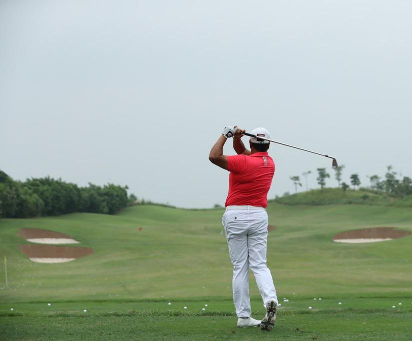ninansusan's tweet photo. Simi Mehra was the first Indian to break into the LPGA Tour. It took two decades for the next Indian, Aditi Ashok, to arrive.
Simi publicly came out as gay in 2013, 6 years before Dutee. She spoke to ESPN on blazing a trail, finding love & coming out.
https://t.co/rg7PFLCtGh https://t.co/wNtfzvIXBh