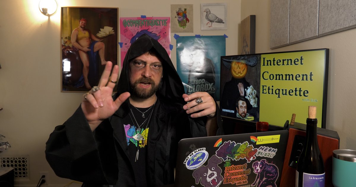 commentiquette's tweet image. This week we will discover the true power of the dark arts (sponsored by raycon)