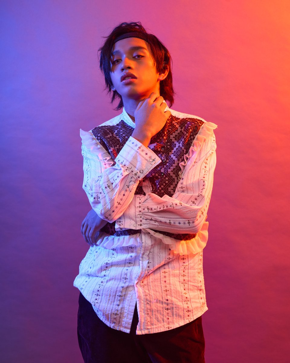 📸
#Alamat’s porque concept photo series
<MESTIZO set>
GAMI

Top by Evie Medina of HapiHabi
Photography: Niko Francisco
Makeup: Sharms de Castro
Hair Stylist: Ashley Manjares, Althea Light
Asst Stylist: Jeff Hapin

#porqueMESTIZO
#ALAMAT_Gami