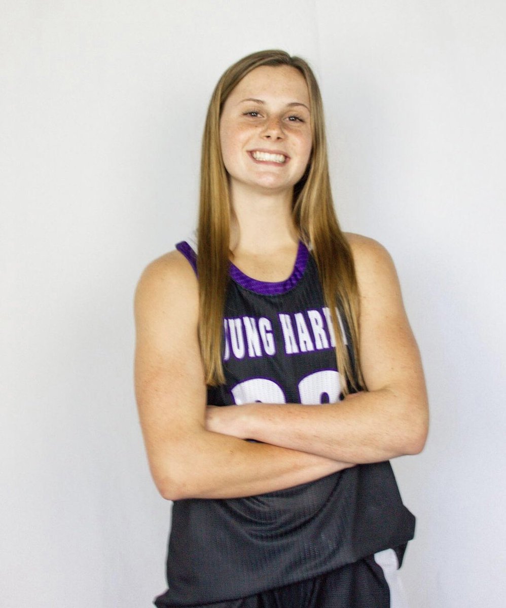 sonyamc32's tweet photo. The Countdown Has Started🤩💜🏀
Big G, Lil o! @OliviaTucker32 @YHC_Wbb @YHCAthletics #2022season #countdowntilltipoff
#DefendTheDen #GoMountainLions
#booksandbasketball #FightForFlight https://t.co/T6oXTwFkna