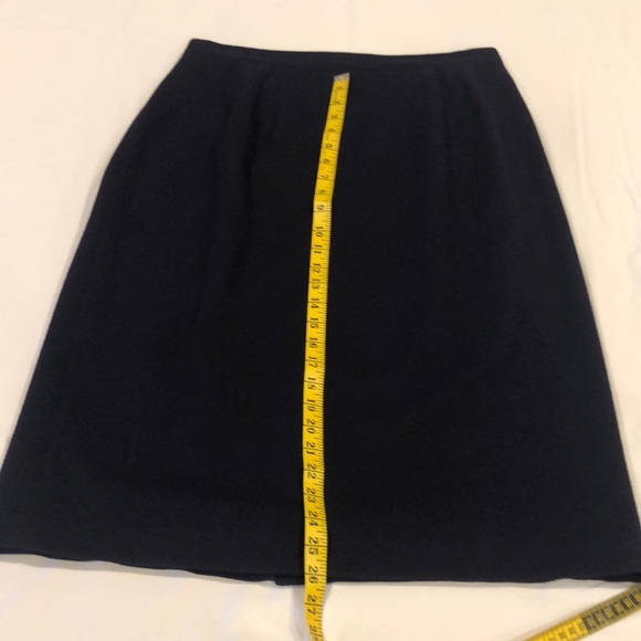 dcg_closetsale's tweet photo. So good I had to share! Check out all the items I'm loving on @Poshmarkapp #poshmark #fashion #style #shopmycloset #bettina #sagharbor #positanopelle: https://t.co/cNryr01v1Q https://t.co/DRdZos16uw