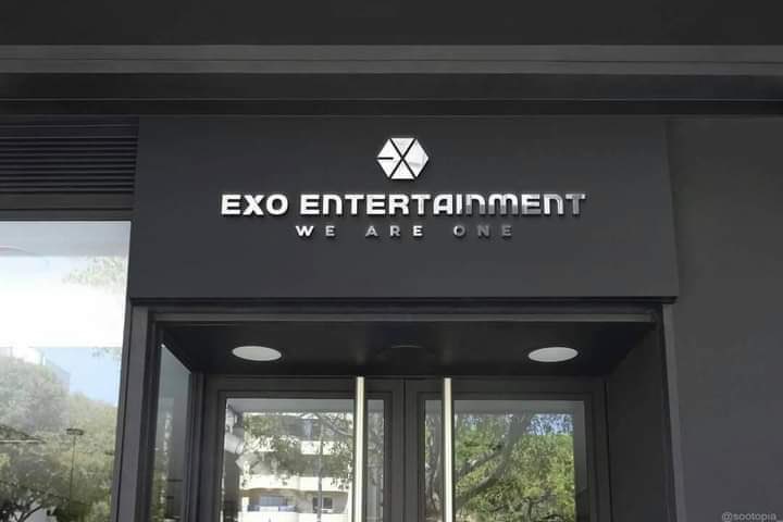 EXOErisOT9's tweet photo. Are you waiting for this to happen? Me too! https://t.co/5kQanqhUzL
