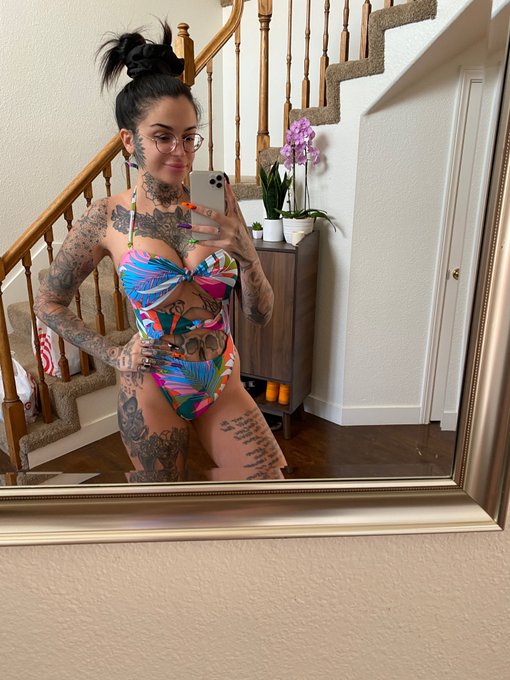 Do you like my new bathing suit? 😈 See more for only $3 at https://t.co/XQ2s1DNAeJ https://t.co/BAii