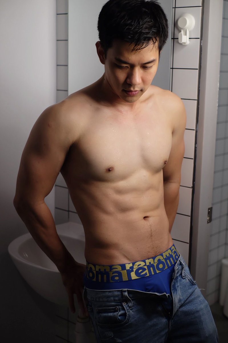 WanitchapongS's tweet photo. เปลี่ยนแนวสักหน่อย
#Renoma
#Renomaboy
#Renomaunderwear
#Renomaunderwearthailand
#RenomaHypersport
#Everyonecanwear https://t.co/dfs3CvREmf