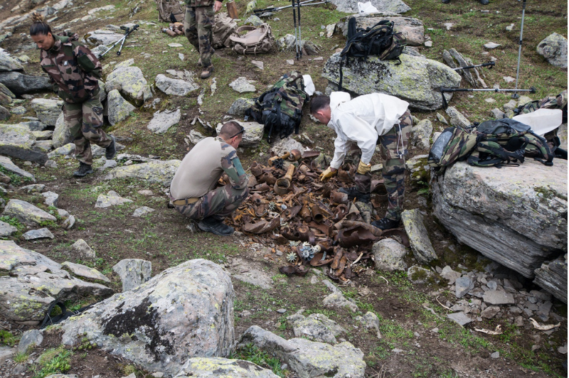 armeedeTerre's tweet photo. #MardiConseil
Pour préserver notre #environnement naturel, nous faisons le #trisélectif en organisant régulièrement la dépollution de nos champs de tir ♻
La preuve avec le #93eram 👉 https://t.co/D6ciUmQsSF
Mais nous sommes sûrs que vous avez déjà le bon réflexe 😉
#ecOps https://t.co/cnJtDqOqHn