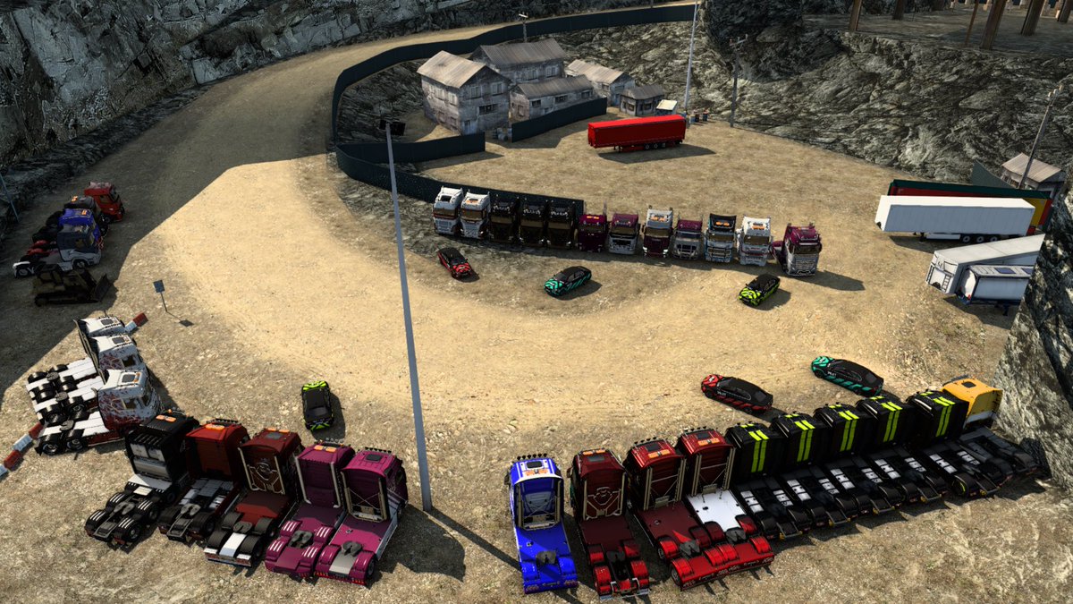 OCSC_Officiel's tweet photo. Thank you to all that joined AT ITAs weekly convoy yesterday! 

#ets2 @TruckersMP @SCSsoftware #convoy #supervisedbyocsc https://t.co/MeiUG1Rs1b