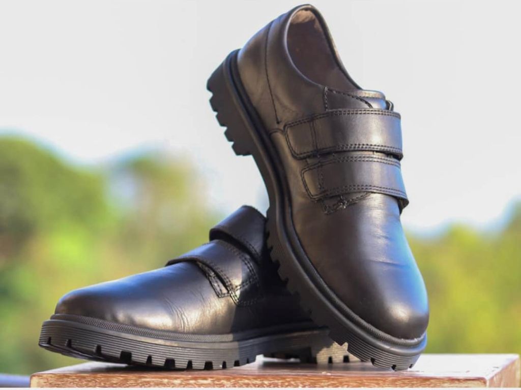 4_ShoeKenya's tweet photo. BACK TO SCHOOL EDITION 🎊

It's the final days of  taking back your  kids to school and all you need is good, durable and strong shoes for them @affordable prices.

4-shoe enterprise we are about this and a lot more

Call us today
📞 0723729508

#back
#to
#school
#with
#4shoe https://t.co/sL2bXnIgoh