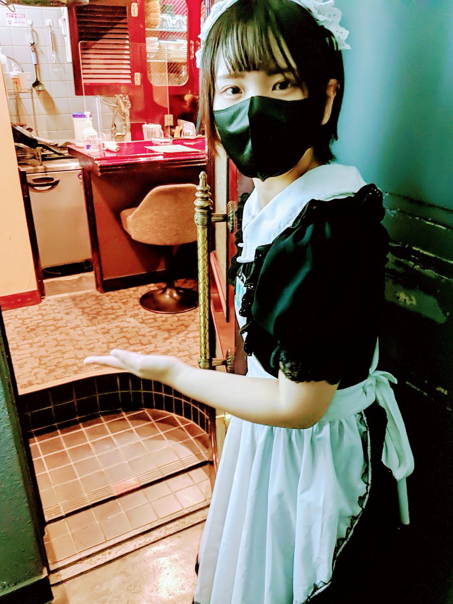 SecretAttic2021's tweet photo. お屋敷が開かれました🗝*.
本日21:00までおいしいお紅茶をご用意して旦那様・お嬢様のご帰宅心よりお待ち申し上げます。

席料・サービス料いただいておりません。
1時間 1,200円(税込)からご利用いただけます。

#メイドカフェ #メイド喫茶 #メイド #湯島 https://t.co/dDeMvMPmjr
