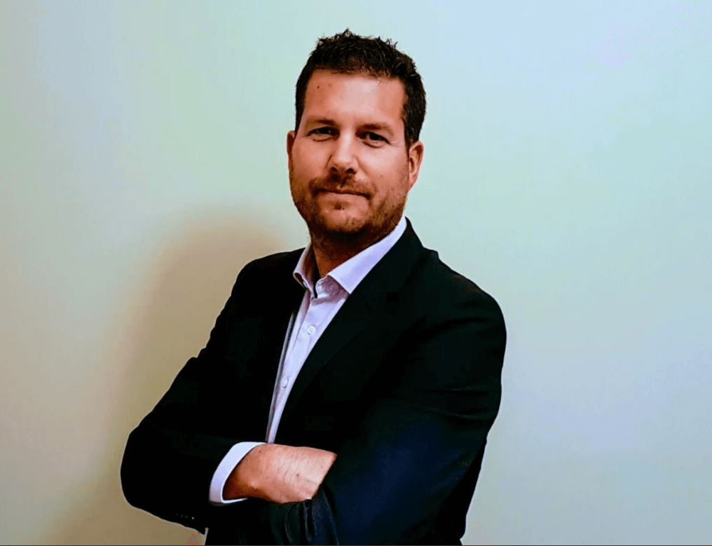 NMobilites's tweet photo. 📢 #Interview exclusive @arnaud_touillon  @EasyParkAK 
🎙 « Le #stationnement reste le grand absent des discours sur les mobilités » 

✅ Entretien à découvrir dans son intégralité sur @NMobilites le media global des décideurs du secteurs des #mobilités 👇
https://t.co/INWFG55UNA https://t.co/GLt08IclvI
