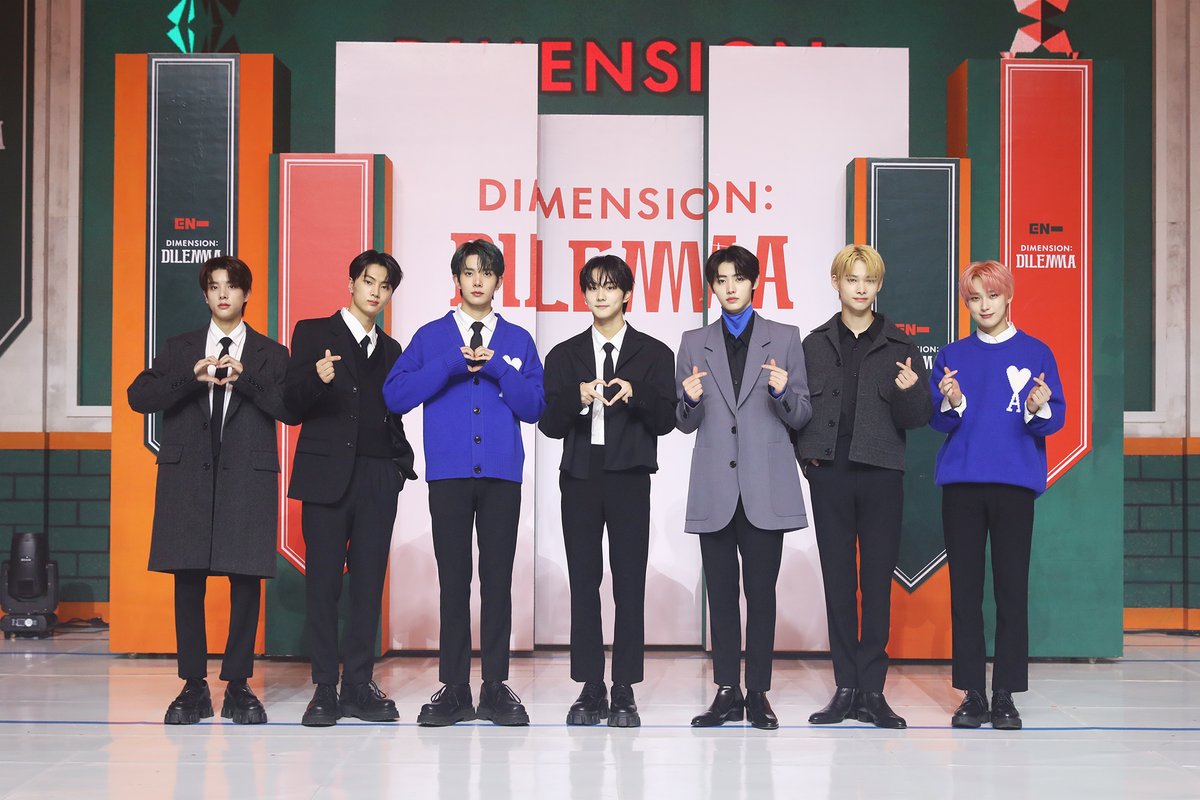 BuzzFeedDaebak's tweet photo. Hope you're not too tired for photos! LET'S GO🔥

#ENHYPEN #DIMENSION_DILEMMA #TAMED_DASHED https://t.co/06bnmnTvoA