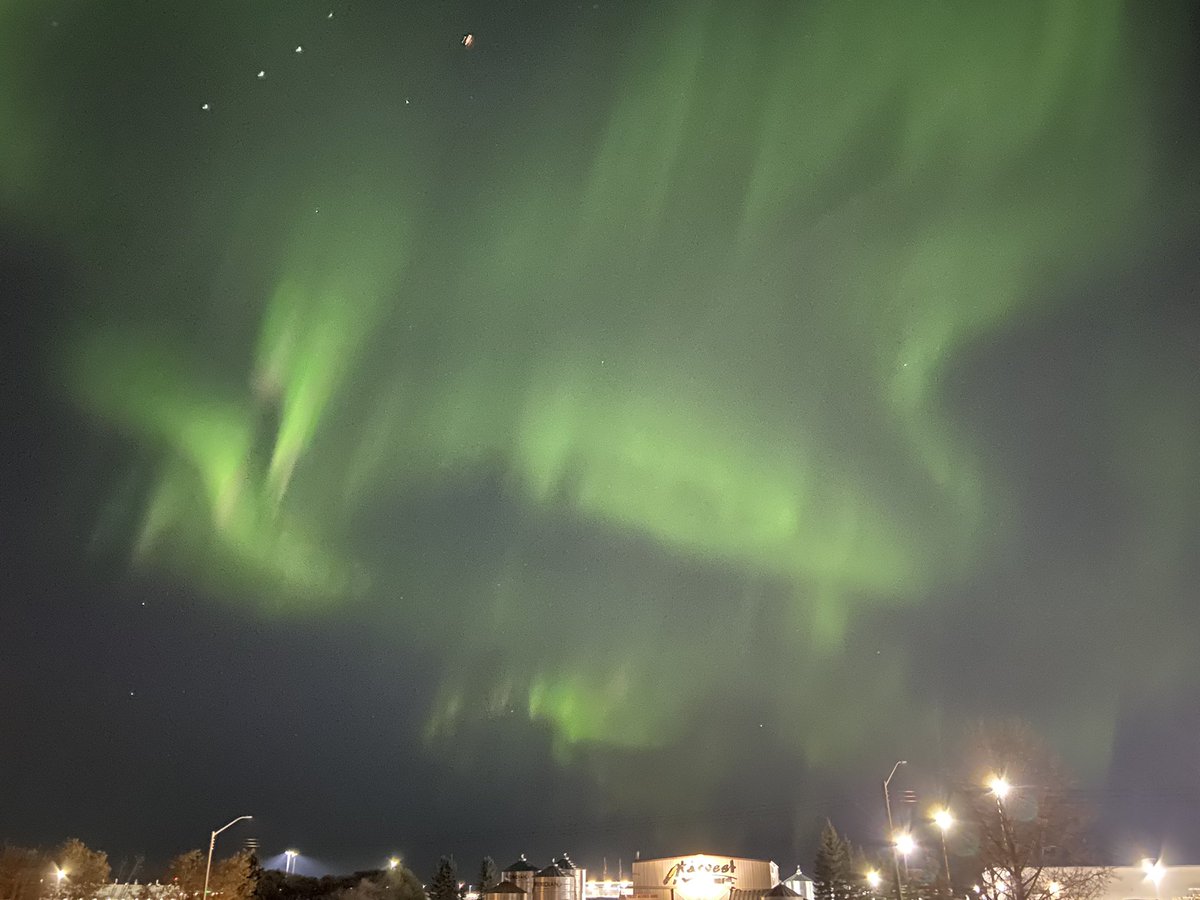 Amazing Aurora Borealis, Edmonton!! #yeg #EdmontonViews #aurora
