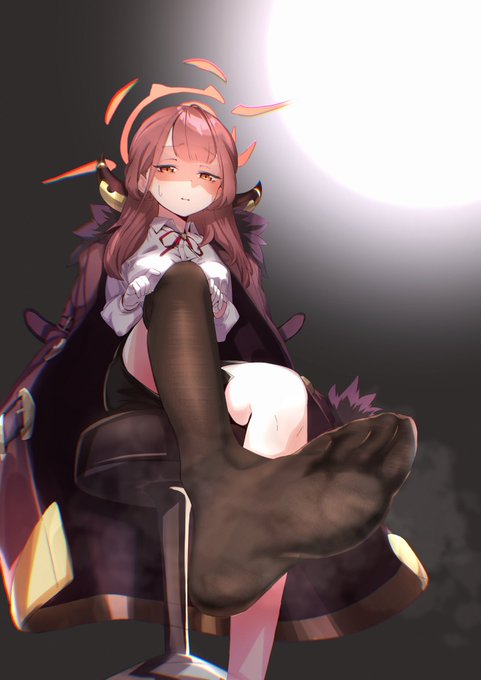 ストッキング履きアルちゃん 