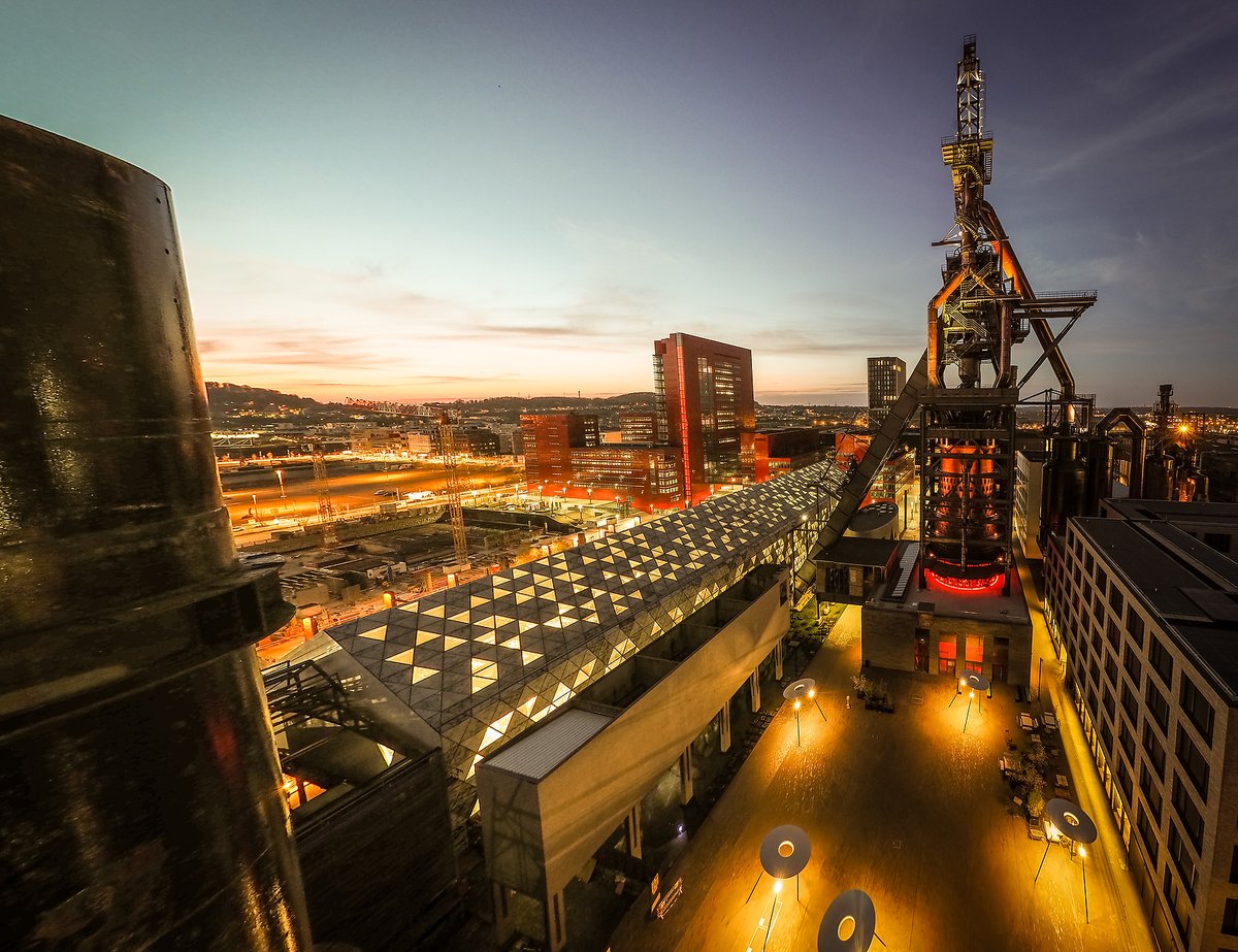 Les inscriptions pour la Nocturne du 23 octobre sont ouvertes ! 
Réservez sur notre site Internet : fonds-belval.lu/index.php?lang… 
De 18h à minuit, vous pourrez découvrir Belval de nuit, visiter le Haut Fourneau A et la Cité des Sciences. 
#belval #esch #hautfourneau