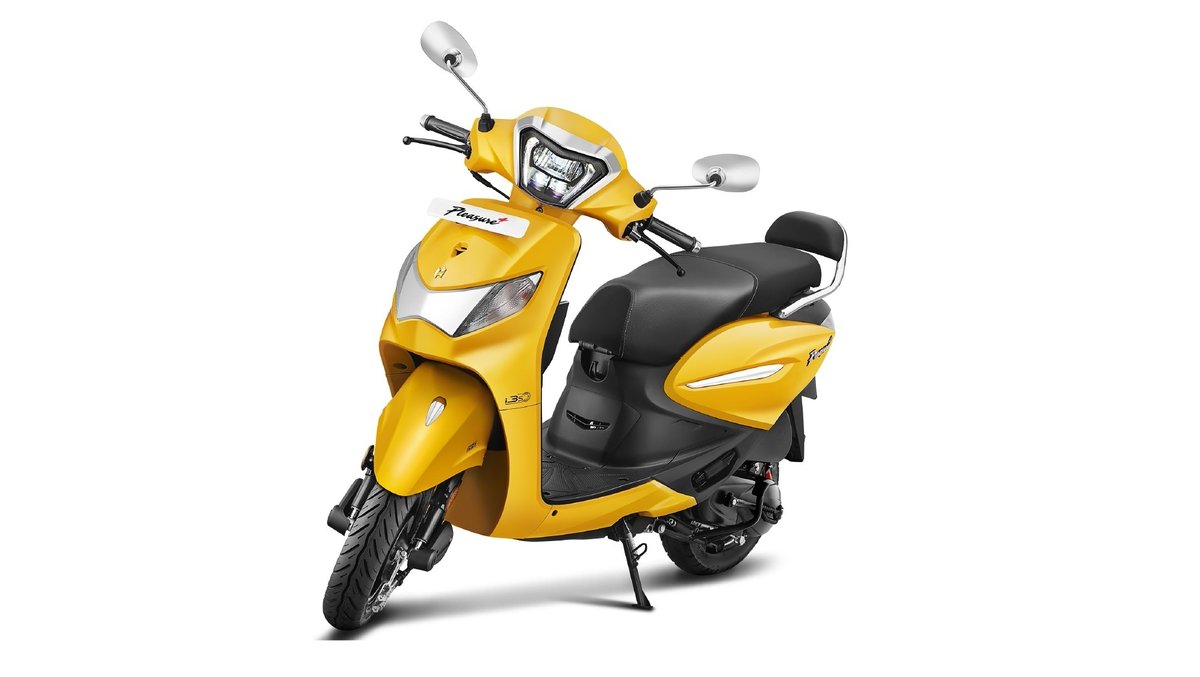 BikeWale's tweet photo. Hero has launched a new variant of its Pleasure Plus 110cc scooter. Called the Pleasure Plus XTec, this new variant packs more features than the standard model and we list the top five highlights of the new scooter: https://t.co/5zhejipPKv
#BWNews #Hero #PleasurePlus #Xtec https://t.co/GN1rFSGAiy