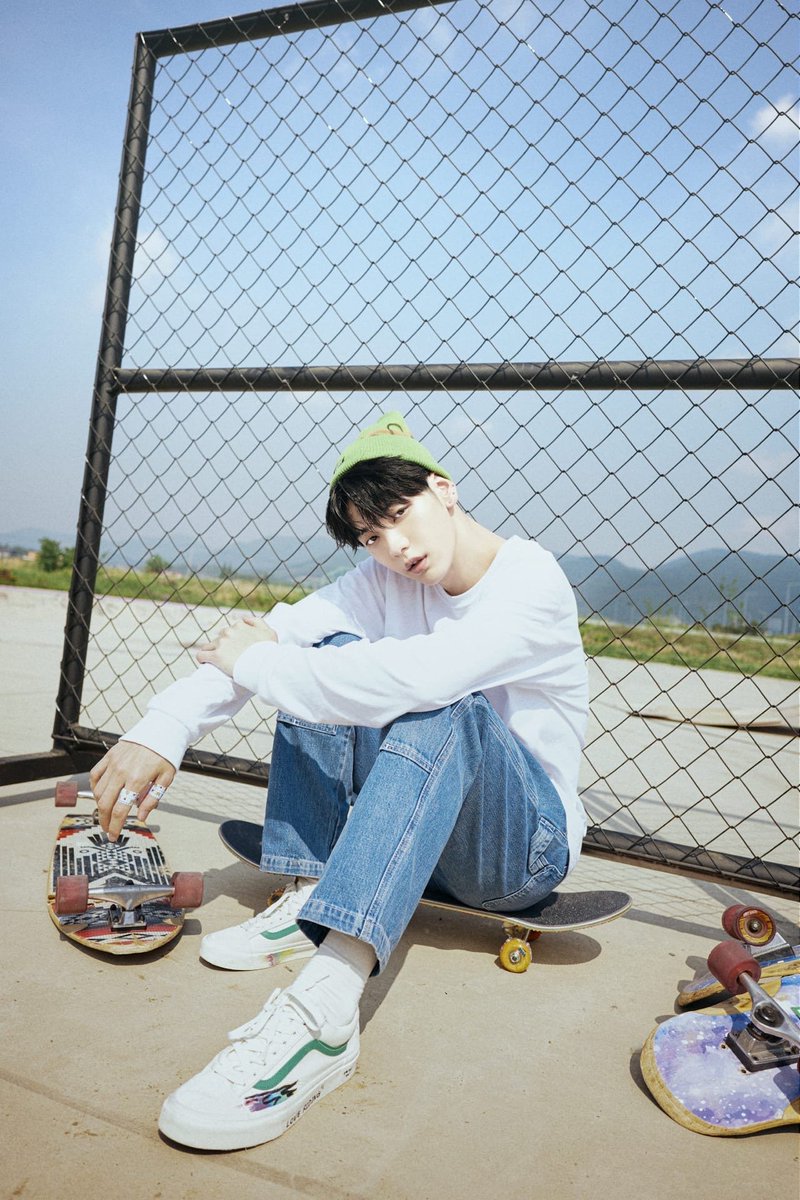 H0UR_NT's tweet photo. ✉️ —> # HOURDEBUT

      𝖳𝖮𝖬𝖮𝖱𝖱𝖮𝖶  𝖷  𝖳𝖮𝖦𝖤𝖳𝖧𝖤𝖱
      " 𝗧𝗵𝗲 𝗖𝗵𝗮𝗼𝘀 𝗖𝗵𝗮𝗽𝘁𝗲𝗿: 𝗙𝗜𝗚𝗛𝗧 𝗢𝗥 𝗘𝗦𝗖𝗔𝗣𝗘 "
       [ Cᴏɴᴄᴇᴘᴛ ᴘʜᴏᴛᴏ 'FIGHT' ]

artists: @sbnny_0 
manager: 𝖪𝖪𝖧
𝗋𝖾𝗅𝖾𝖺𝗌𝖾: ?? ?? 21 https://t.co/gFrzsDIv2T