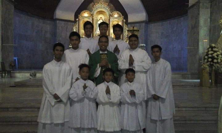 _deveraaaa's tweet photo. " Serve the LORD with fear, and rejoice with trembling." -Psalm 2:11
HAPPY 7TH ANNIVERSARY IN SERVICE😇❤️ https://t.co/Uabd2K01Hz