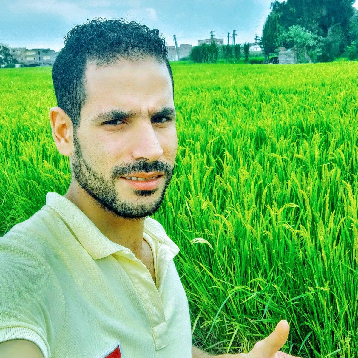 angmsayed's tweet image. 💞💞ما فيش اجمل من اللحظه اللي تعيشها حلوه💝💝💝