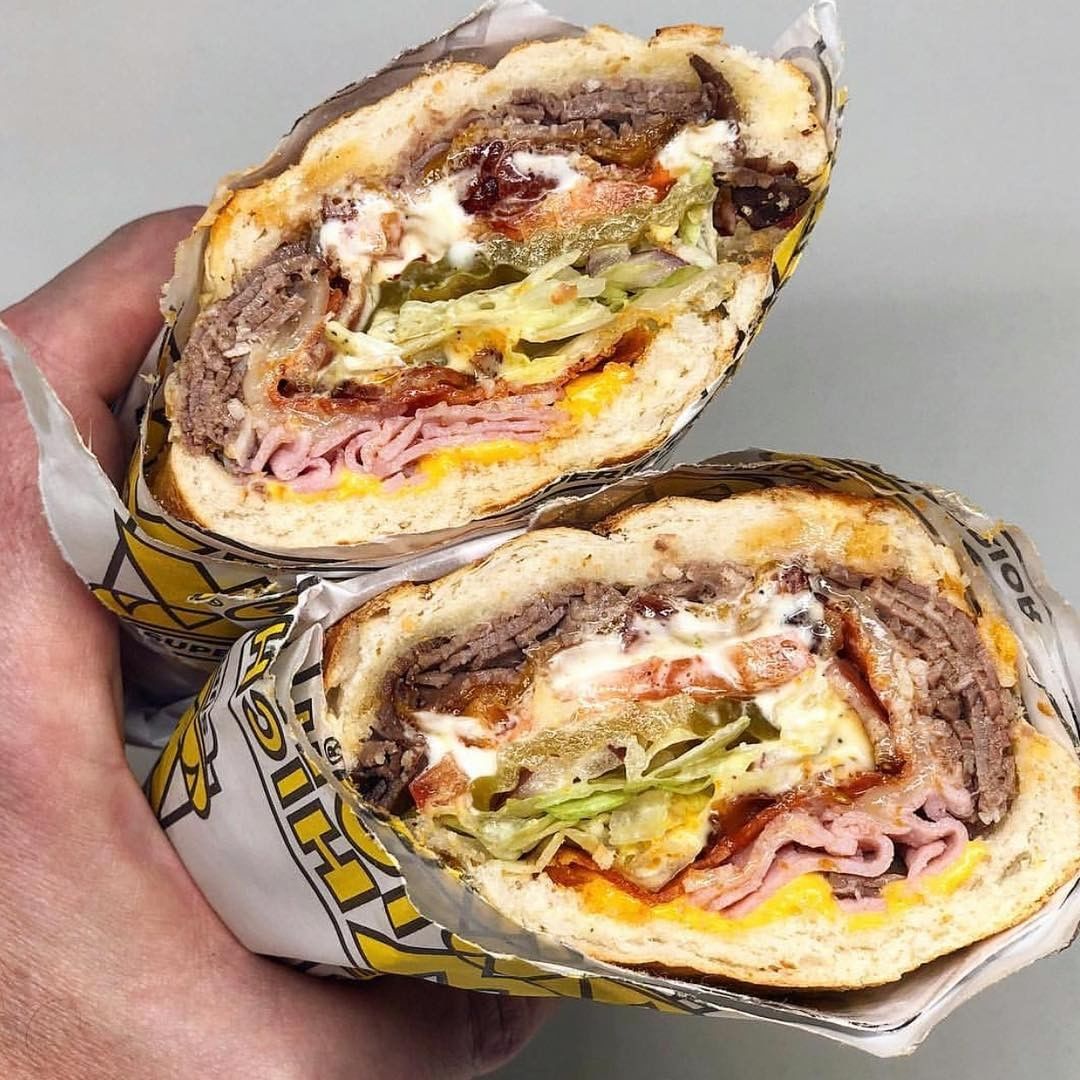 WhichWichOman's tweet photo. Workday lunchtime vibes with Which Wich. What are you having today?
استمتعوا بوجبة الغذاء في ويتش وتش في أيام العمل! ماذا ستختارون اليوم؟
.
.
.
#whichwichoman #sandwich #whichwichseeb #oman #muscat #omani #craveintresting #whichwichqurum #omanfoodie #muscatfoodiesi https://t.co/deHNdjukOw