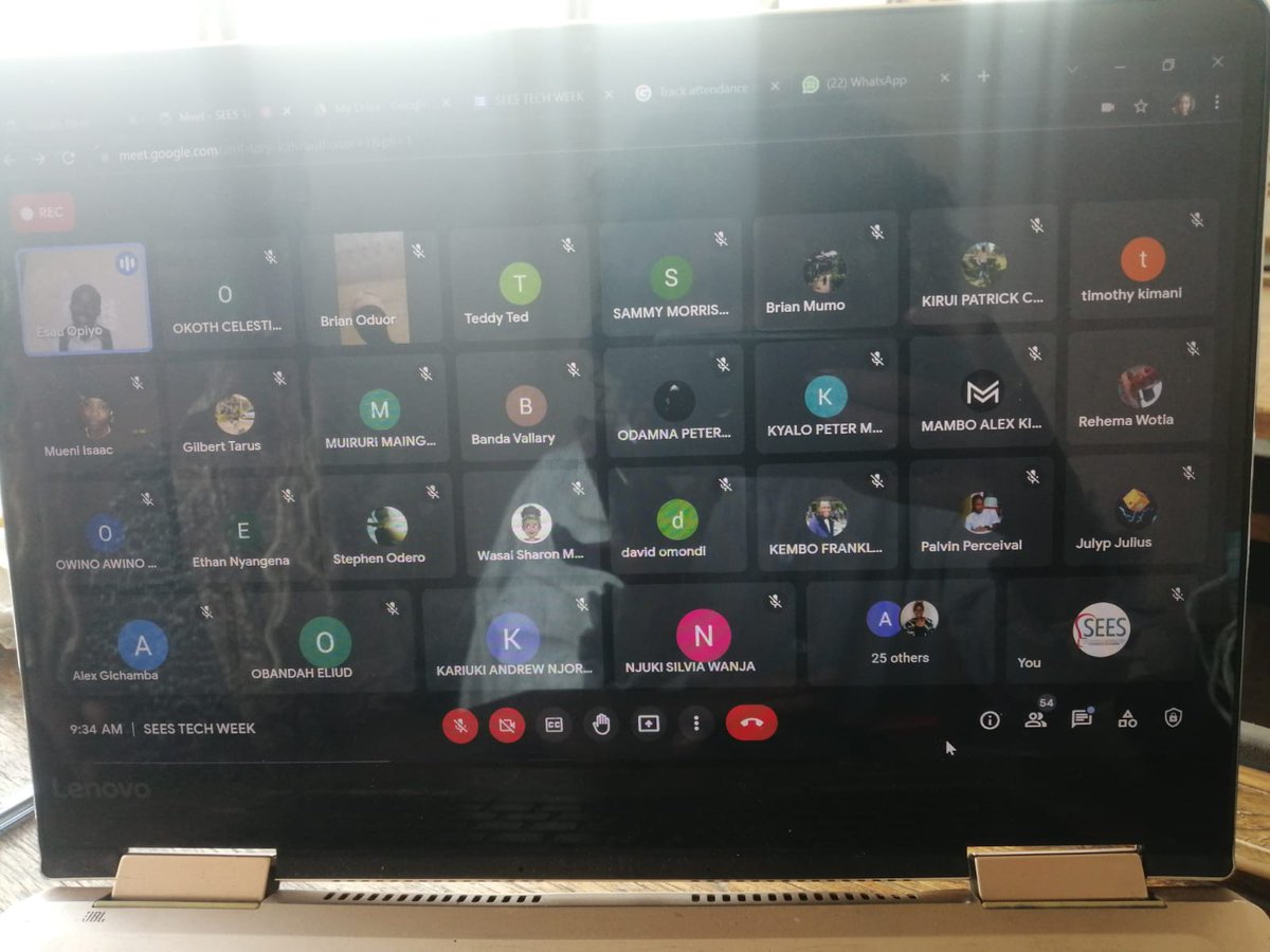 uonsees's tweet photo. We are live for the first day of SEES Techweek.
Our guest Esau opiyo from Ericsson is explaining Radio Access Network.
#SEESTechweek
#CybersecurityAwarenessMonth https://t.co/KqAriLDeJn