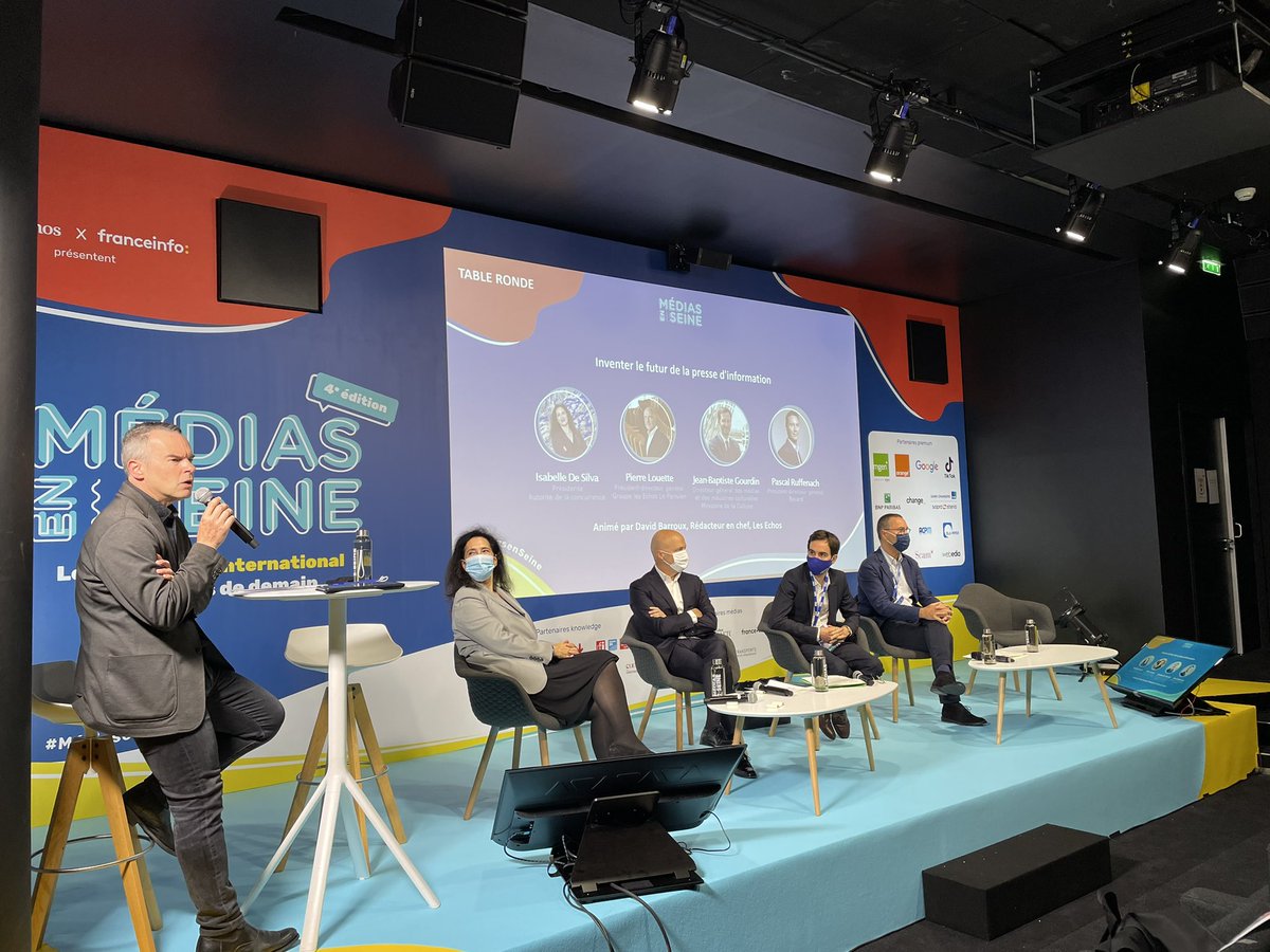 🔴#MediasenSeine
➡️ Inventer le futur de la presse d’information, une session animée par <a href="/DavidBarroux/">david barroux</a>, rédacteur en chef <a href="/LesEchos/">Les Echos</a> 

Échange avec <a href="/LouettePierre/">Pierre Louette</a>, <a href="/IsabelleDeSilva/">Isabelle de Silva</a>, <a href="/PascalRuffenach/">Pascal Ruffenach</a> et Jean-Baptiste Gourdin <a href="/MinistereCC/">Ministère de la Culture 🇫🇷</a>.