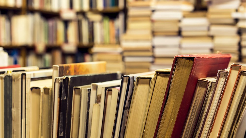 SueNyathi's tweet photo. I am doing a book drive for a municipal library in Matatiele. If you have reading books you would like to donate let me know. I can arrange for collection. #usedbooks #prelovedbooks #secondhandbooks
Please RT for awareness. https://t.co/Ifk7CWltWL