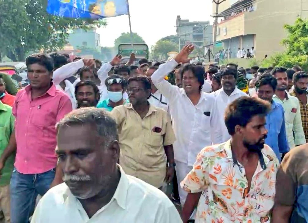 BSPTamilnadu's tweet photo. ஊரக உள்ளாட்சி  தேர்தலில் ஊராட்சி மன்ற தலைவராக வெற்றி பெற்ற பகுஜன் சமாஜ் கட்சியின் திரு.பிரவின் மற்றும் திரு.ஜீவரத்தினம் இருவருக்கும் வாழ்த்துக்கள். 

தேர்தலில் பணியாற்றிய அனைத்து பகுஜன் சமாஜ் கட்சி பொறுப்பாளர்களும் வாழ்த்துக்கள். @BspArmstrong @AnandAkash_BSP @MPRSBSP @Mayawati https://t.co/SwK9xSYR6n