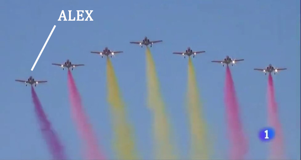 Para poder entrar en el ejército, Alex ocultó a sus superiores que era daltónico. Lo que no esperaba es que este hecho condicionaría su primera misión aérea: su error cromático provocaría un profundo cambio político en su país- "Error crucial" (III Republic), sábado  16h en La1