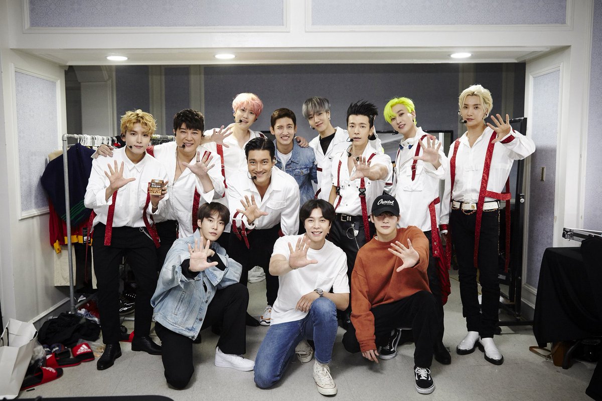 TimeWithSUJU's tweet photo. 211012 Super Junior Official Twitter Update with TVXQ &amp; NCT

#슈퍼주니어 #SUPERJUNIOR #SUPERSHOW8 #INFINITE_TIME #Day1 @SJofficial 💙 https://t.co/7m5UyLCi42