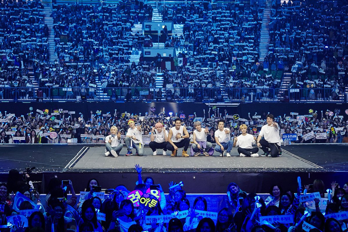 TimeWithSUJU's tweet photo. 211012 Super Junior Official Twitter Update 

#슈퍼주니어 #SUPERJUNIOR #SUPERSHOW8 #INFINITE_TIME #Day1 @SJofficial 💙 https://t.co/24bibNgMcL