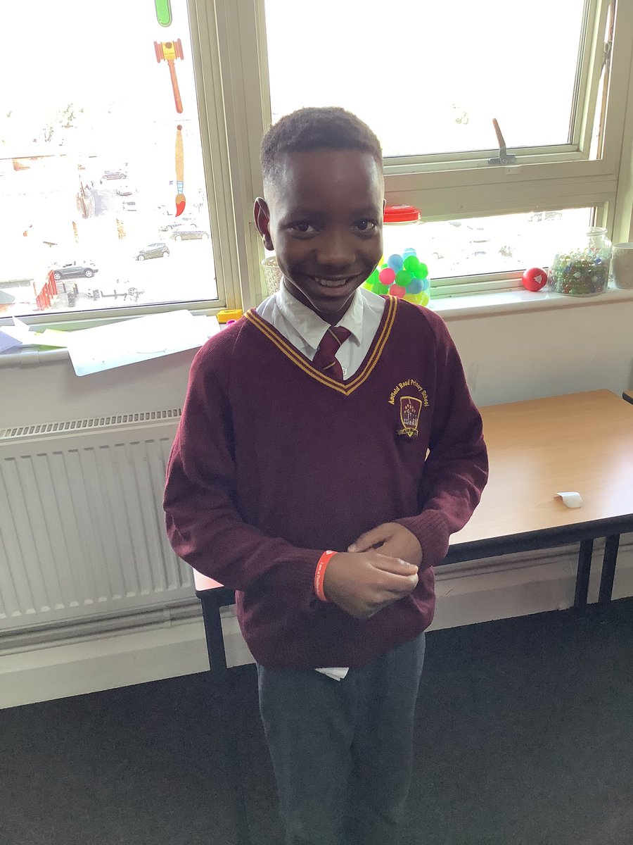 AnfieldRoadY6's tweet photo. Manuela and Kamsy earned themselves the first @IntoUniversity PAZ bands yesterday. They both worked superbly in their groups and certainly #aimedhigh A lovely way to end our first day! https://t.co/2xOiDiwjyR