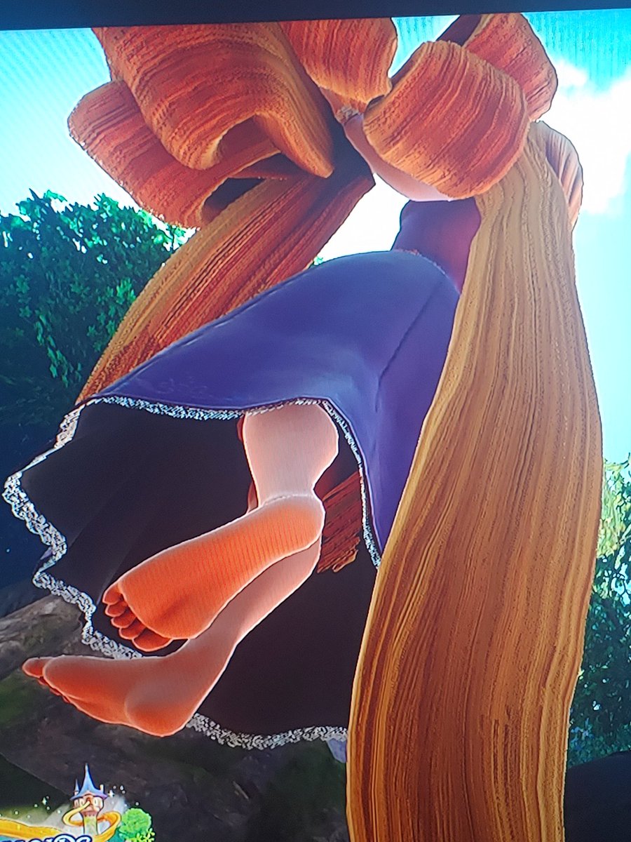 OtakuKing_8's tweet photo. Got some #FeetPics of #Rapunzel from the #Tangled World in #KingdomHeartsIII, the #KingdomOfCorona. 

#Disney 
#Feet 
#DisneyFeet 
#Princess 
#PrincessFeet 
#DisneyPrincessFeet 
#RapunzelFeet 
#KingdomHearts 
#KingdomHearts3 
#KH 
#KH3 
#KHIII 
#FootFetish 
#RapunzelSoles 
#Soles https://t.co/NirWU2097u