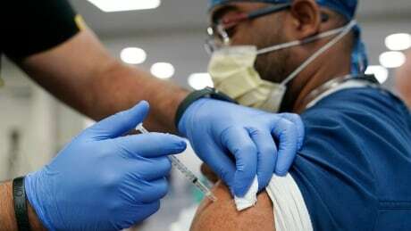 CBCNB's tweet image. Still worried about getting a vaccine for COVID-19? Here's how to understand the rare-but-real risks: ift.tt/3iPnF5l