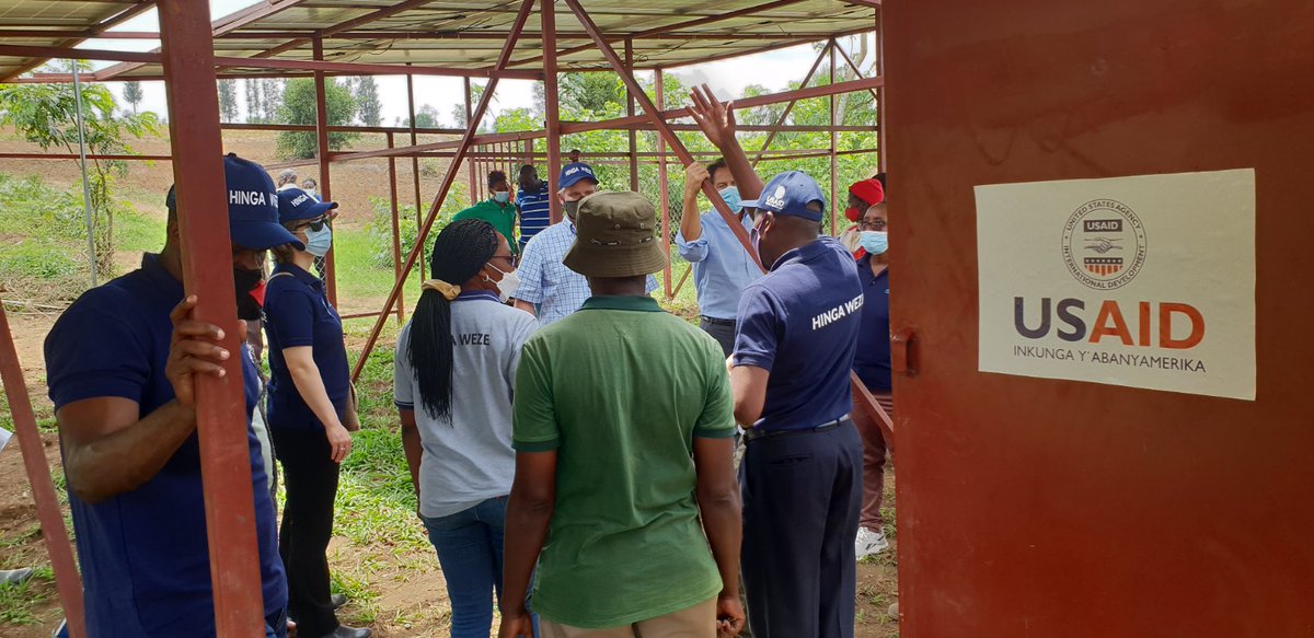 USAIDHingaWeze's tweet photo. Celebrating a great partnership with @BugeseraDistr and showcasing our achievements as we wind up Hinga Weze activities around the area. https://t.co/7Qq22Icq3P
