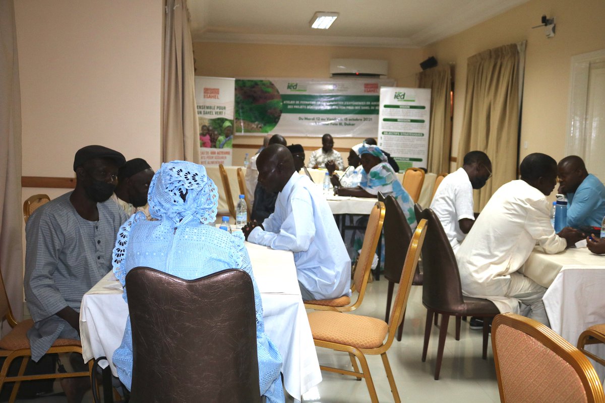 IEDAfrique's tweet photo. Atelier de formation en capitalisation d’expériences en agroécologie des projets bénéficiaires du PFM/FEM/PNUD/SOS SAHEL du Sénégal
@UNOPS_Senegal @SOS_SAHEL_ @UNDP @UNDPWACA
#smallgrantproject #agroecologie #sustainableagriculture https://t.co/fFeYIdfV8J