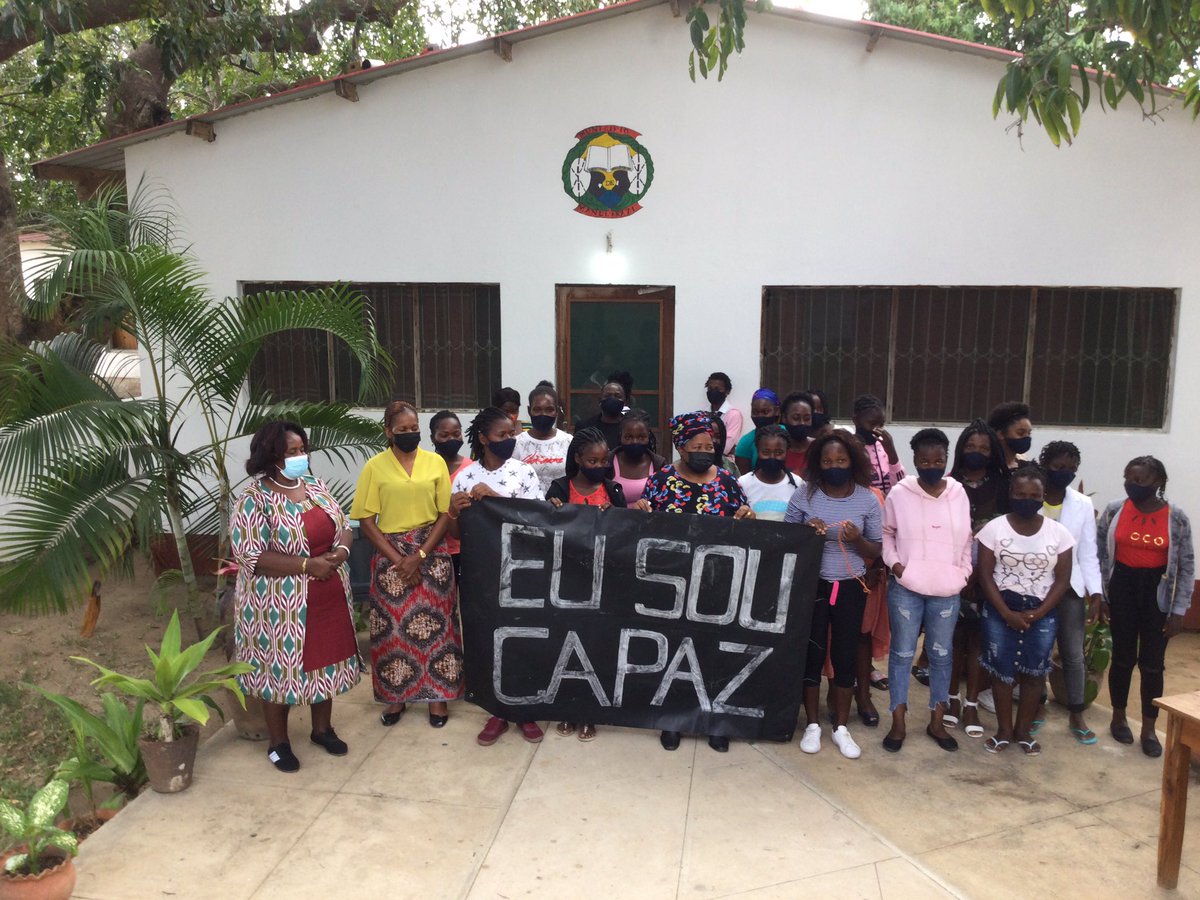 MARHELELANGA's tweet photo. No dia internacional da rapariga no Município de Mandlakazi https://t.co/wW2DZFSZ7y