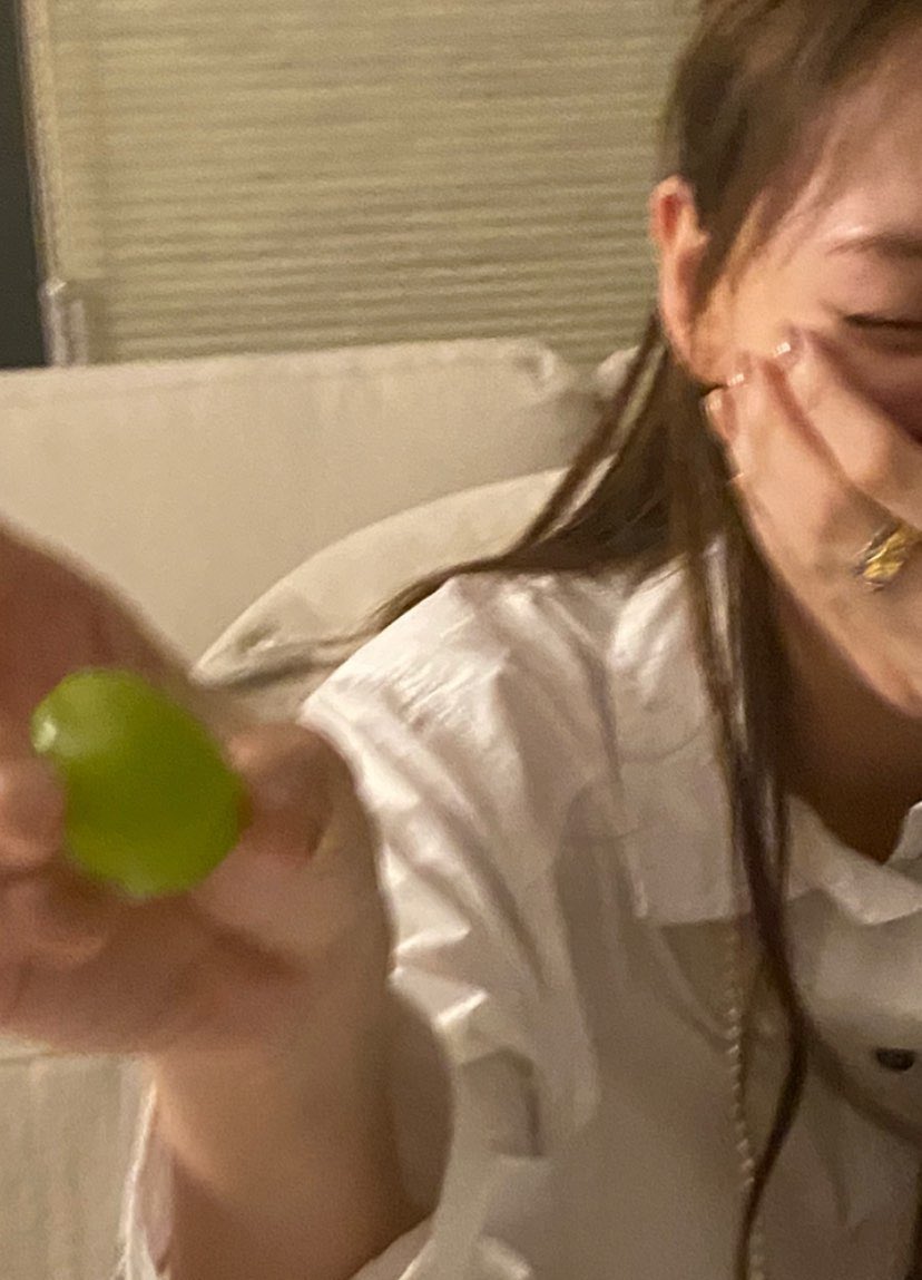 samoyeon's tweet photo. taken by nayeon and taken by yeri 🥺 https://t.co/FFpLYjvQaK