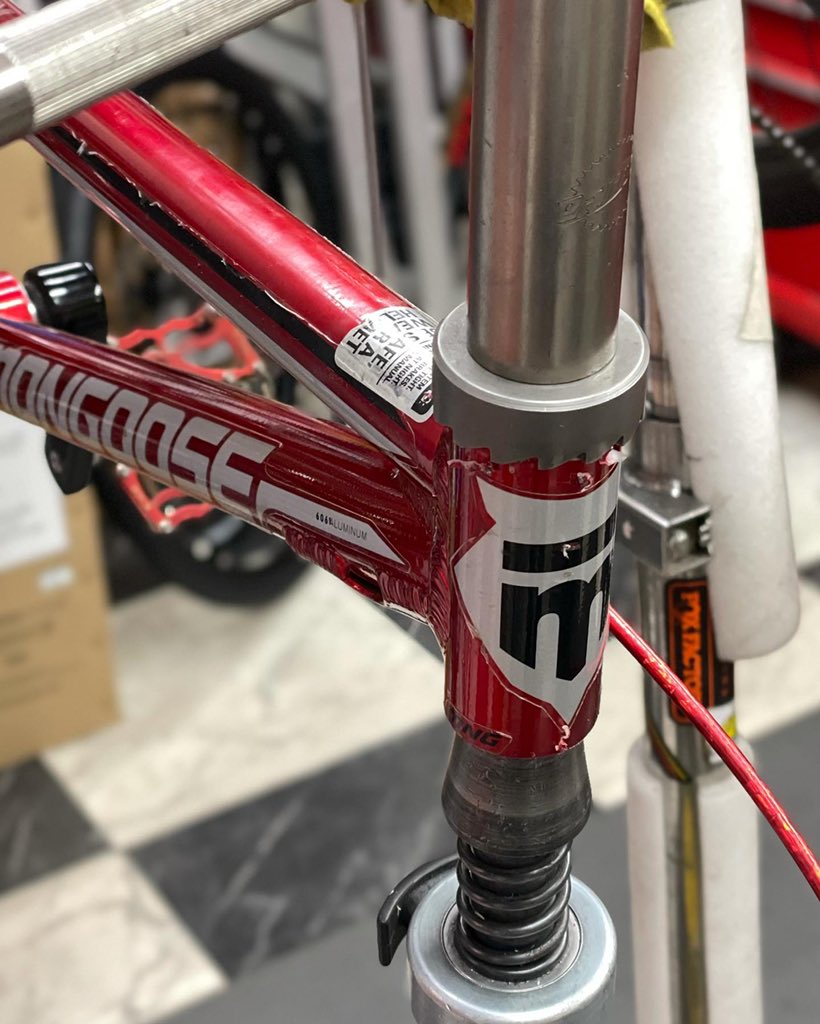 astbikes's tweet image. 折角カーボンフォークを入れるなら、ヘッドセットはキッチリと下処理してインストール💯
#Mongoose #boxcomponents #Bombshell #Maxxis #astbikes #astforest #埼玉 #和光 #秩父 #所沢 #さいたま #川口 #練馬 #板橋　#街のpaypay祭