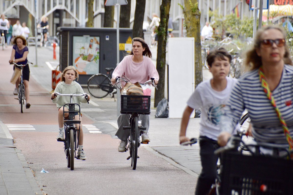 Melissa & Chris Bruntlett tweet media