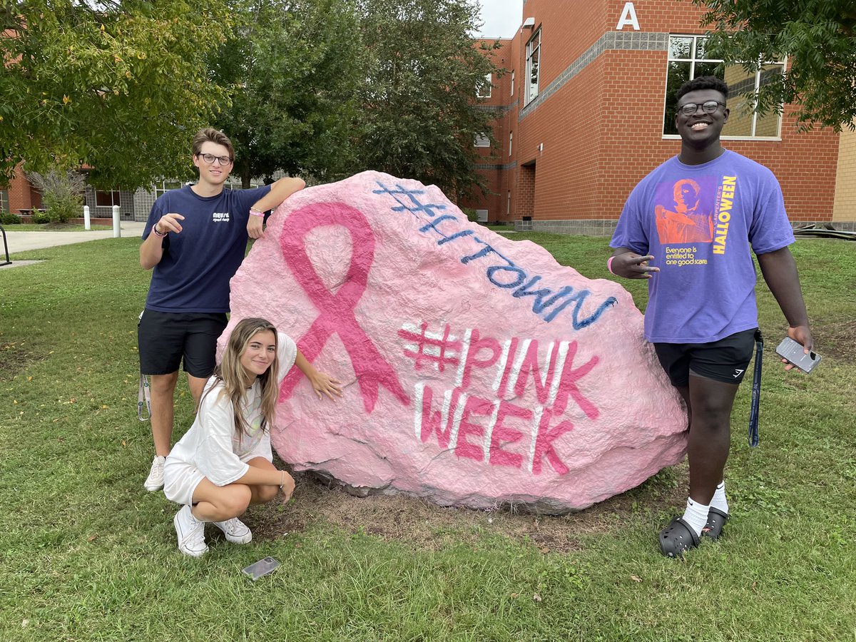 HHS Student Government tweet media