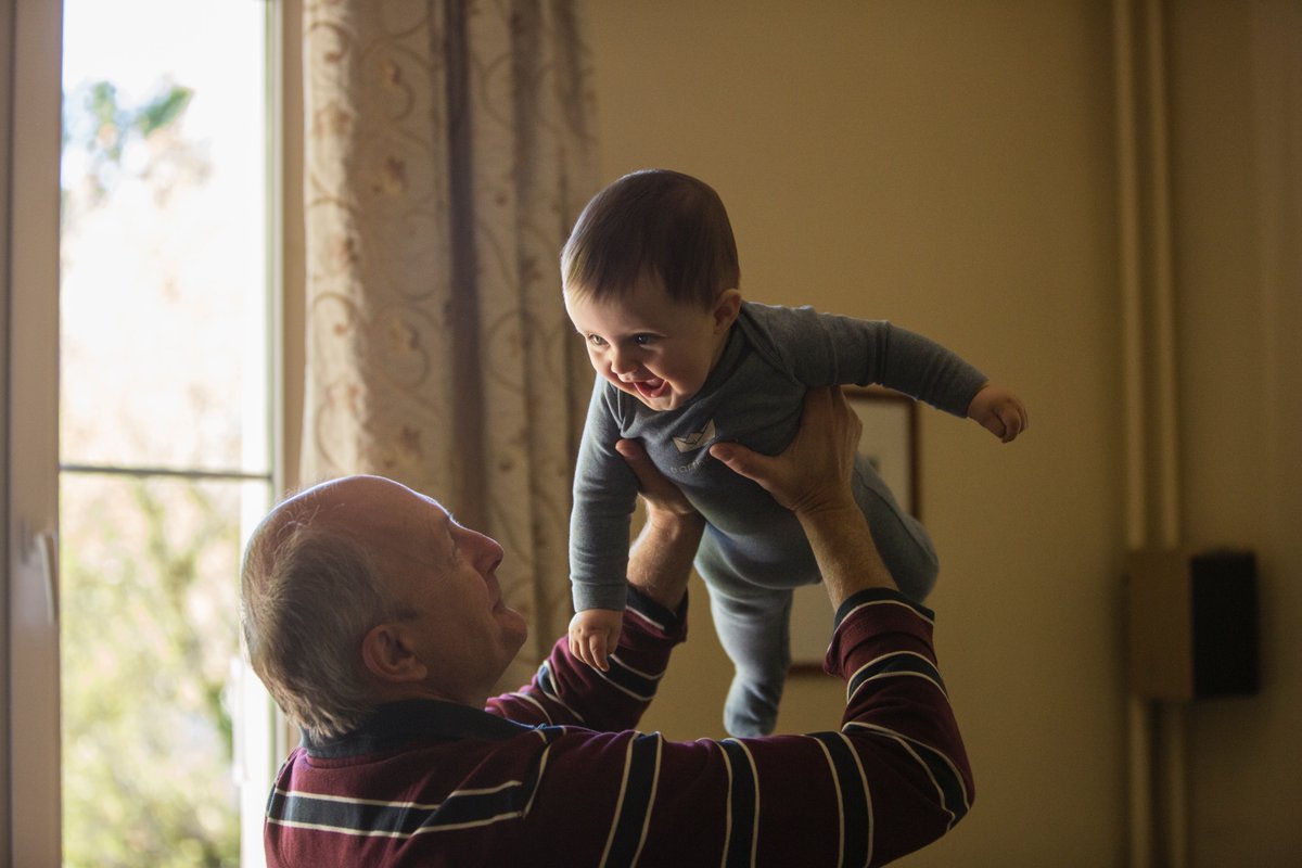 Stannah's tweet photo. Have you considered multigenerational living? 🏡
Our #InclusiveDesign expert @inclusivehome says there are lots of benefits to living with family 👪
From saving money to caring effectively, it’s increasingly popular❤️
Is it something you do? Let us know ⬇️
#InclusiveChic https://t.co/7nkbUwYKVt