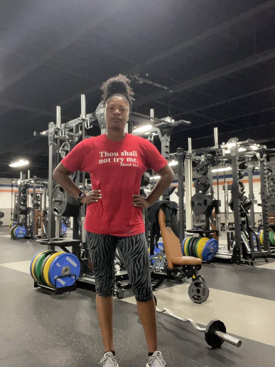 knbcarruthers's tweet photo. It’s a mindset! Sometimes you have to do things you don’t want to do in order to get the results you want! Get up! Let’s go! You got this! Don’t make me start tagging some of y’all! 😏💪🏽💪🏽💪🏽#trusttheprocess #fitnessmotivation #ellipticalworkout #weightworkout #coreworkout https://t.co/akzFRcDNTL