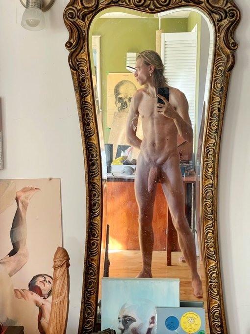 Good morning Twitter ☀️ Who&rsquo;s horny today? I am! Want to jack off with me?;) https://t.co/ZJQo7VhVmT