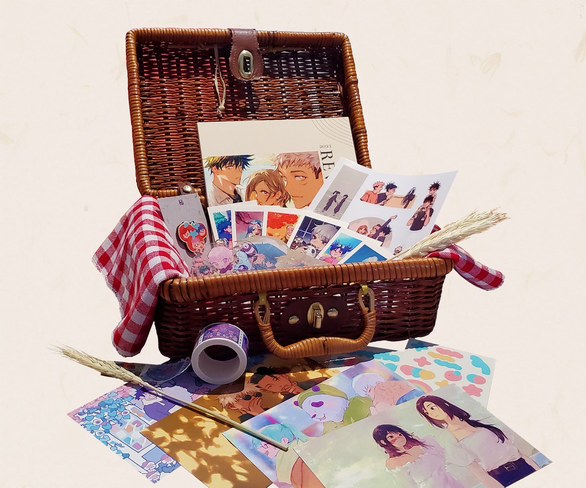 reveriezine's tweet photo. We've begun shipping out orders! Check out the gorgeous full bundle below 💕🌾

All bundles will be sent by the end of October, so please contact us then if you haven't received a tracking number or digital bundle! https://t.co/eU00POTHnt