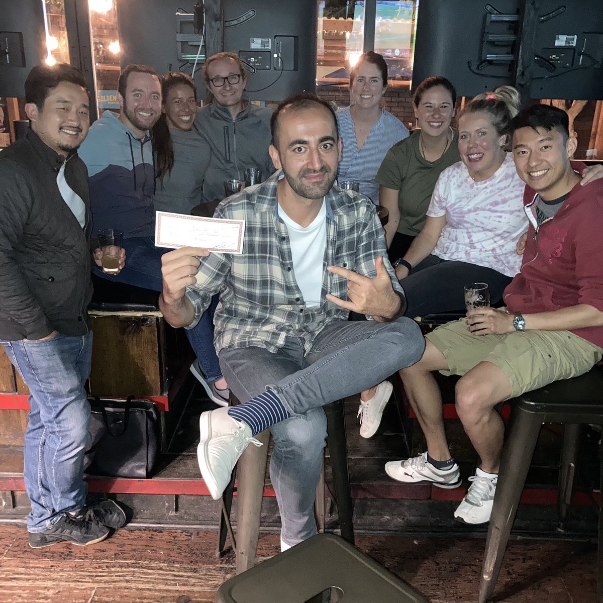 SfTrivia's tweet photo. Can you dethrone the defending champs? FREE live trivia tonight at Ireland’s 32 (3rd and Geary) 7-9pm. We’ll have the @sfgiants game on!! #BeatLA! #SFTrivia #SanFranciscoTrivia #TriviaHints #TriviaNight #TriviaSF #TriviaInSF #TriviaInSanFrancisco #PubTrivia #LiveTrivia #FreeSF https://t.co/stW8TnHQmO