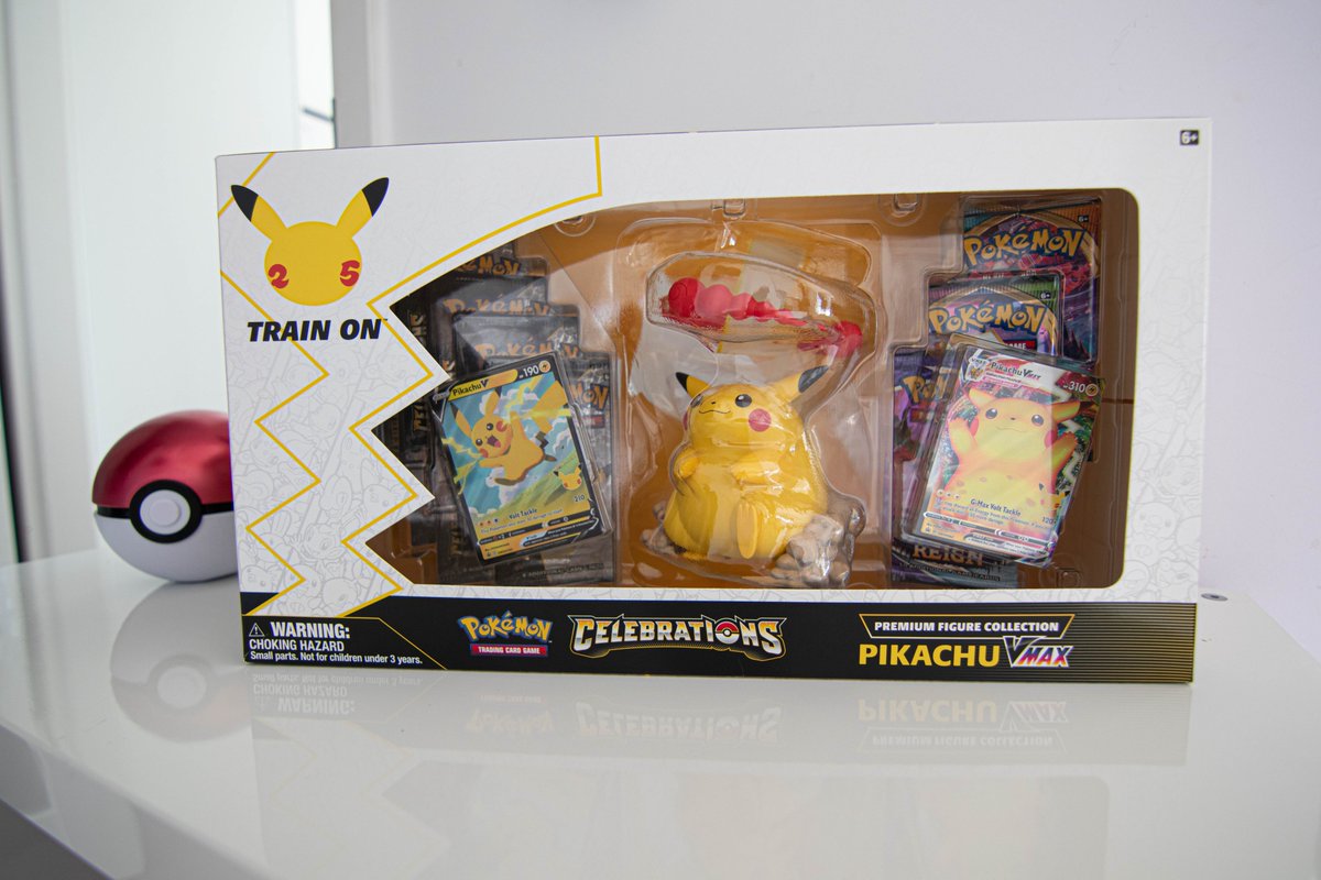 DreamBasta's tweet photo. Pierwszy zestaw już u mnie (będzie więcej)!
 Jutro odcinek!
Thicc Pikachu! #Pokemon #celebrations  
Pokemon 25th Celebrations https://t.co/i00WH91WhE