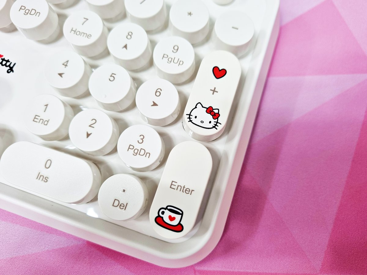 comwoori tweet picture